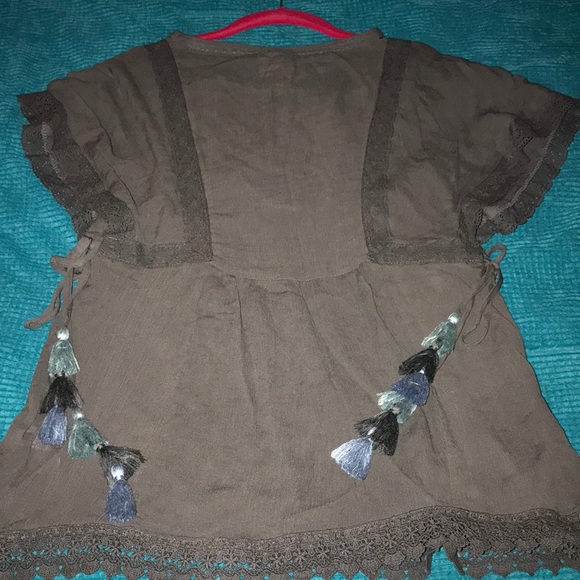 Knox Rose tasseled tunic - Picture 7 of 7